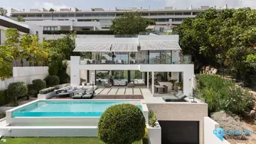 5 bedroom House for Sale in Nueva Andalucía-57159