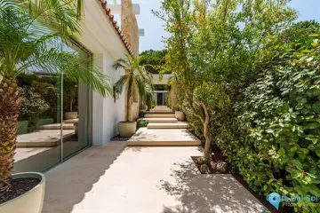 5 bedroom House for Sale in Nueva Andalucía-57208