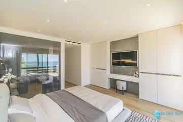 4 bedroom House for Sale in Marbella-57266