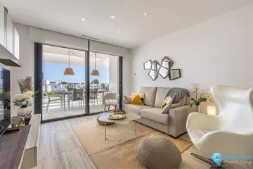 2 bedroom Apartment for Sale in Bel Air-102000