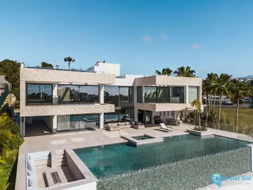 4 bedroom House for Sale in Benahavís