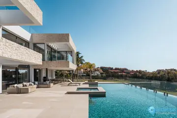 4 bedroom House for Sale in Benahavís-57481