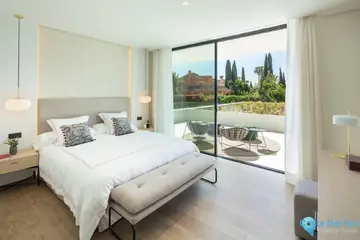 5 bedroom House for Sale in Nueva Andalucía-57552