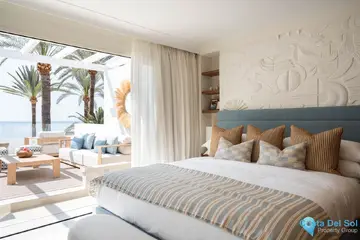 3 bedroom House for Sale in The Golden Mile-57553