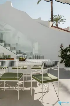 3 bedroom House for Sale in The Golden Mile-57555