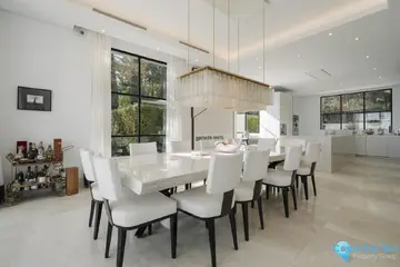 6 bedroom House for Sale in Los Flamingos-57564