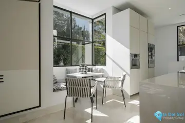 6 bedroom House for Sale in Los Flamingos-57565