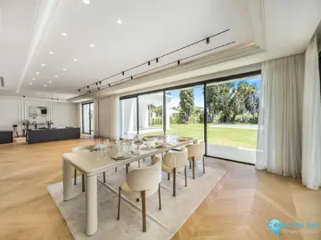 6 bedroom House for Sale in The Golden Mile-57617