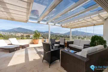 2 bedroom Apartment for Sale in Estepona