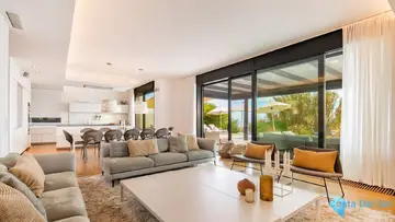 6 bedroom House for Sale in Marbella-57672