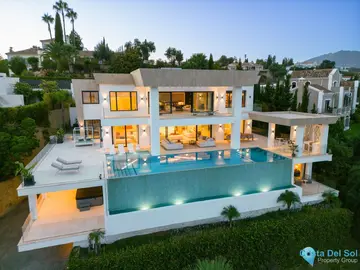 7 bedroom House for Sale in El Paraiso