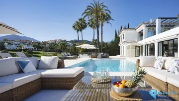 7 bedroom House for Sale in Nueva Andalucía-57904