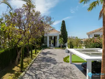 6 bedroom House for Sale in Marbella-57982