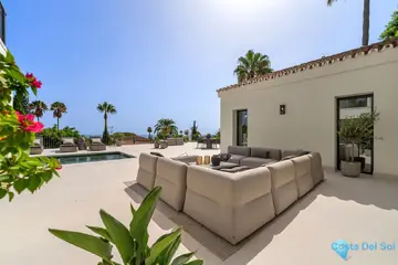 5 bedroom House for Sale in The Golden Mile-58082