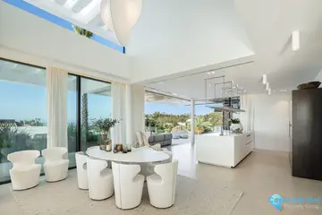 6 bedroom House for Sale in La Quinta-58097