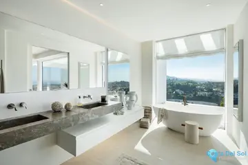 6 bedroom House for Sale in La Quinta-58107
