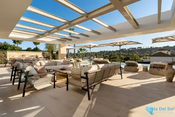 6 bedroom House for Sale in Aloha-58221