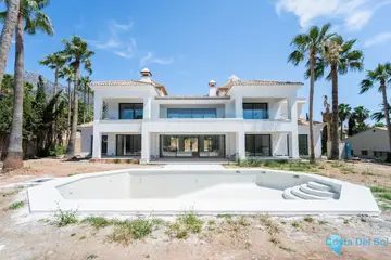 6 bedroom House for Sale in Marbella-58245