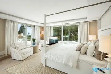 6 bedroom House for Sale in The Golden Mile-58277
