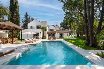5 bedroom House for Sale in Marbella