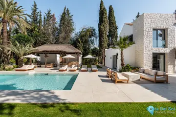 5 bedroom House for Sale in Marbella-58271