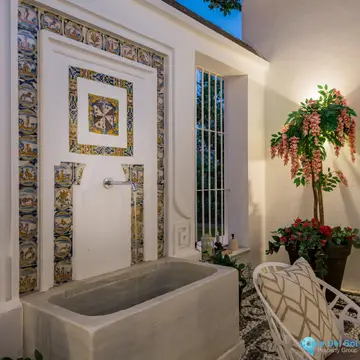 6 bedroom House for Sale in Nueva Andalucía-58302