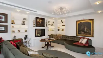 6 bedroom House for Sale in Nueva Andalucía-58294