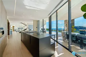 5 bedroom House for Sale in El Madroñal-58315