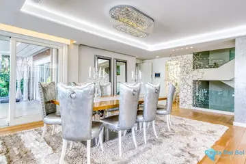 8 bedroom House for Sale in Bahía de Marbella-58335