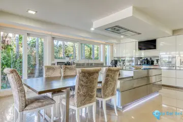 8 bedroom House for Sale in Bahía de Marbella-58336