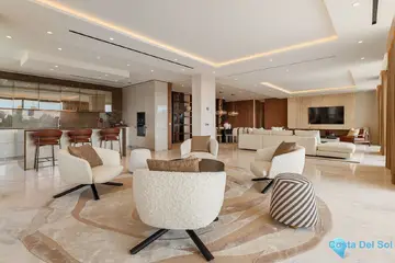 4 bedroom Apartment for Sale in The Golden Mile-58579