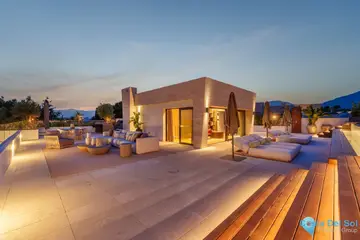 4 bedroom Apartment for Sale in The Golden Mile-58586