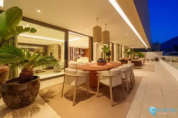 4 bedroom Apartment for Sale in The Golden Mile-58588