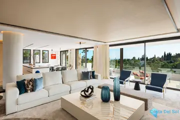5 bedroom House for Sale in Marbella-58633