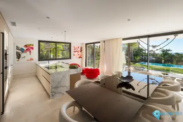 5 bedroom House for Sale in The Golden Mile-58644