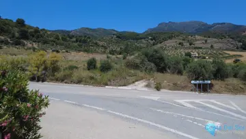 2806m2 Plot for Sale in Alozaina-58695