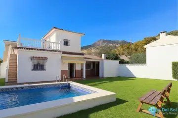 2 bedroom House for Sale in Arroyo de la Miel