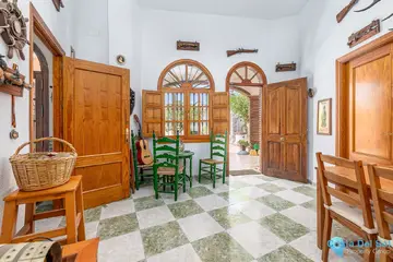 4 bedroom House for Sale in Benalmadena-84063