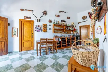 4 bedroom House for Sale in Benalmadena-84060