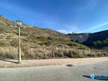 632m2 Plot for Sale in Coín