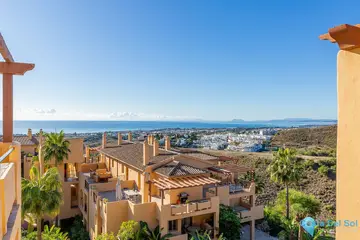 2 bedroom Apartment for Sale in Benahavís-11682
