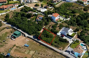 565m2 Plot for Sale in Estepona