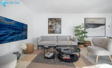 2 bedroom Apartment for Sale in Fuengirola-421