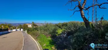 1033m2 Plot for Sale in Alhaurín el Grande