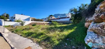 1033m2 Plot for Sale in Alhaurín el Grande-60374
