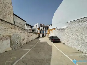272m2 Plot for Sale in Monda-60388
