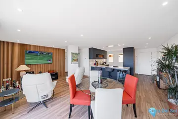 2 bedroom Apartment for Sale in Elviria-100229