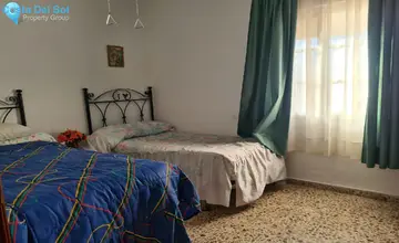 3 bedroom House for Sale in Pizarra-554