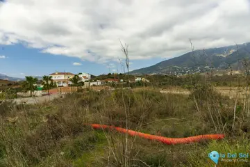 1252m2 Plot for Sale in Mijas Golf-60721
