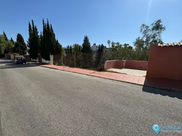 986m2 Plot for Sale in Campo Mijas-61128